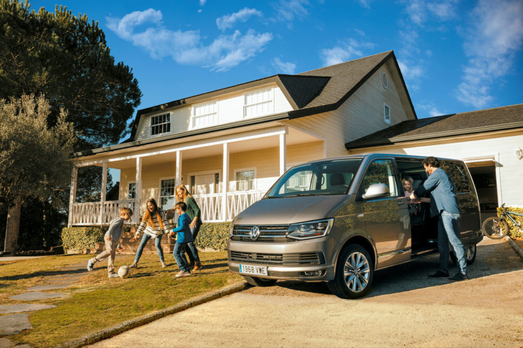 Volkswagen Caravelle: el transporte de pasajeros más versátil