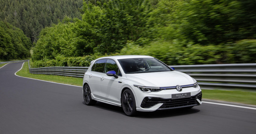 El nuevo Volkswagen Golf R 20 Años bate su récord en el circuito de Nürburgring